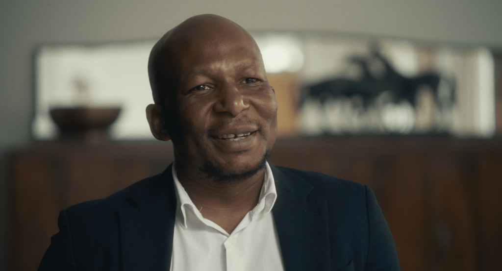 El documental cuenta con 20 testimonios