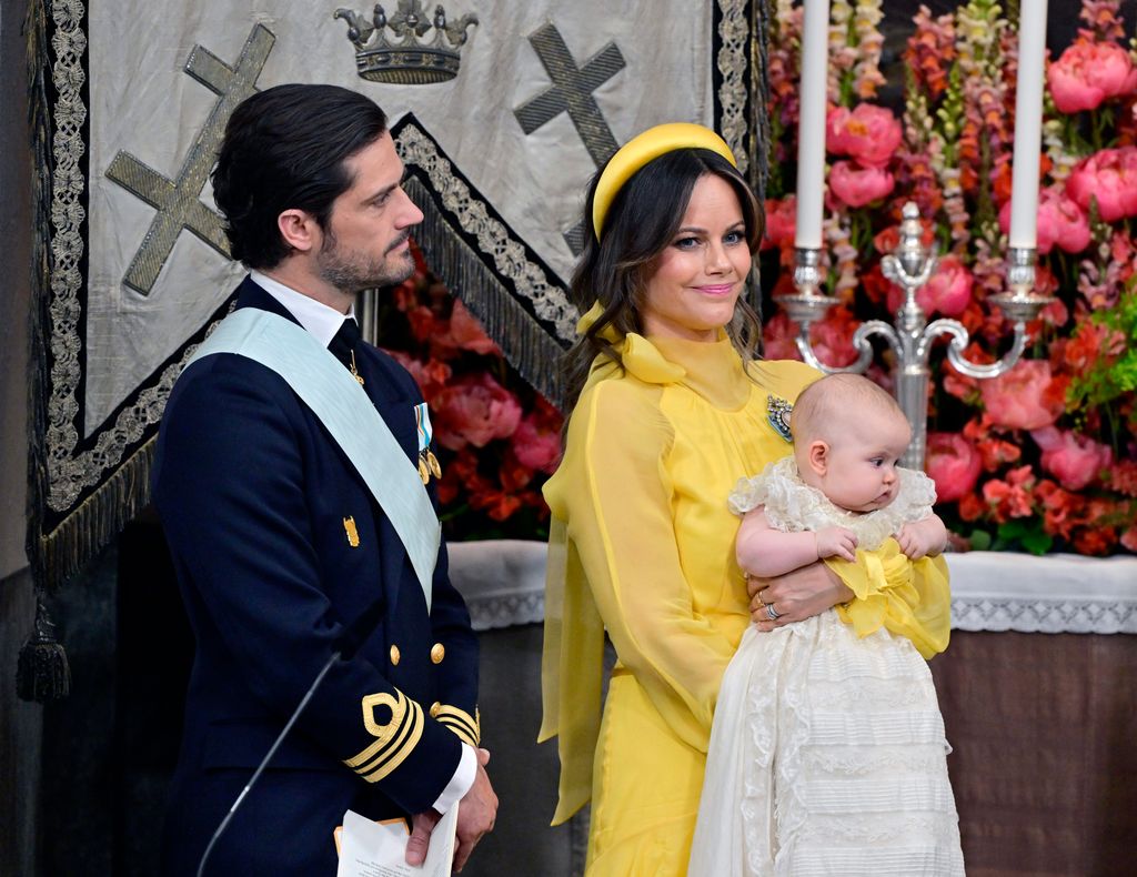 Carlos Felipe de Suecia y Sofia de Suecia en el bautizo de su hija Ines de Suecia