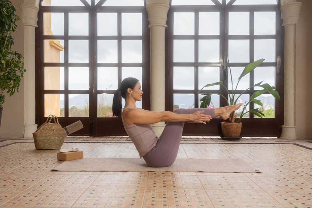 Xuan Lan haciendo yoga
