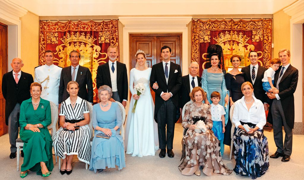 La infanta Cristina con su familia en la boda de Victoria López-Quesada