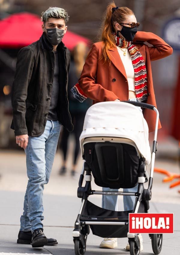 Gigi Hadid y Zayn Malik con su hija