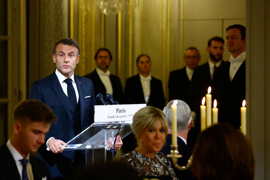 Felipe de Bélgica, Garbiel de Bélgica y Brigitte Macron en una cena de gale el 14 de octubre de 2024