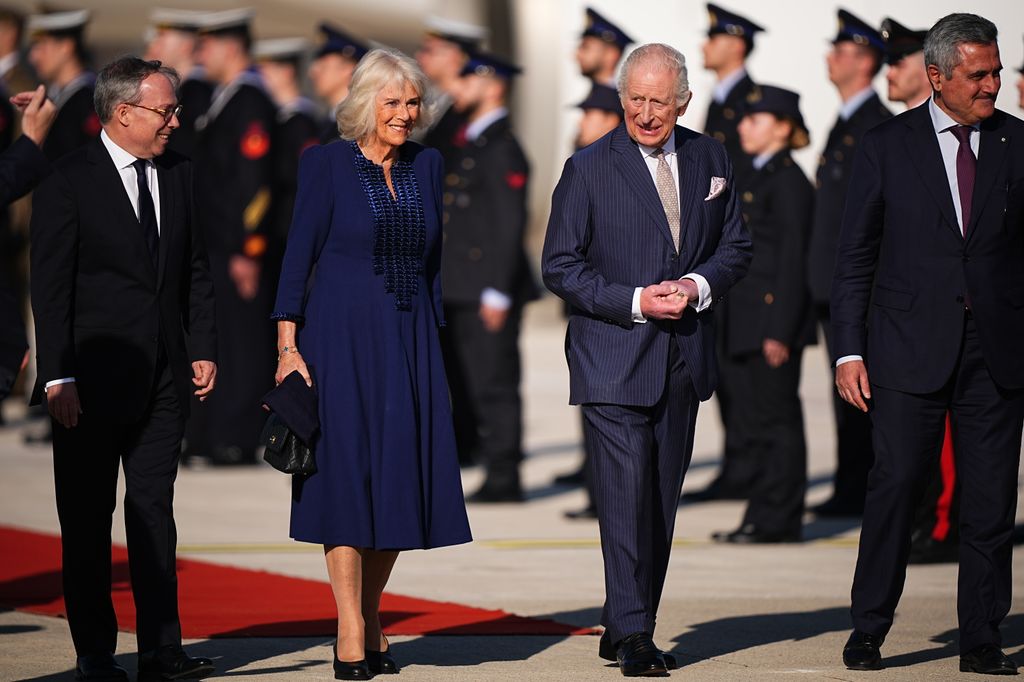 Carlos III y Camilla aterrizan en Roma