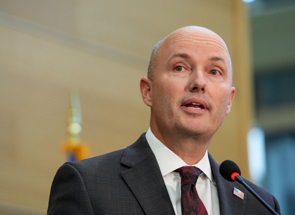 El gobernador de Utah, Spencer Cox dio una conferencia para confirmar la captura de Tyler Robinson