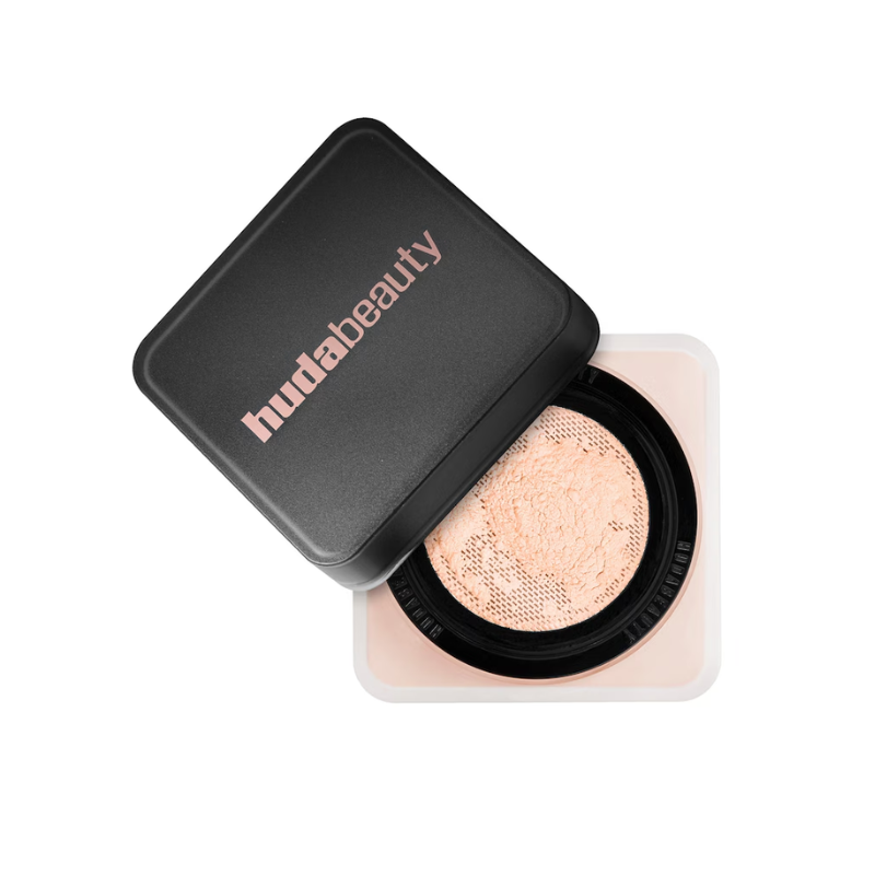 Easy Bake Loose Baking & Setting Powder, de Huda Beauty