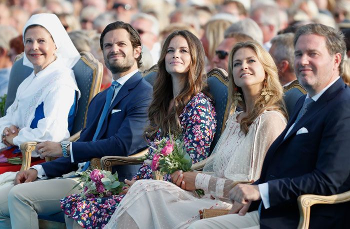 Carlos Felipe y Sofía de Suecia junto a Magdalena de Suecia y Chris O'Neill