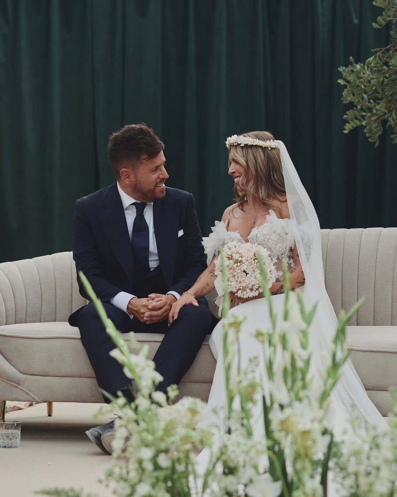 Pablo López y Laura Rubio durante la ceremonia en su segunda boda