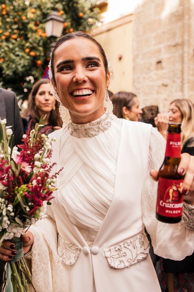 Vestido de novia con retales de su madre y abuela Pol Núñez