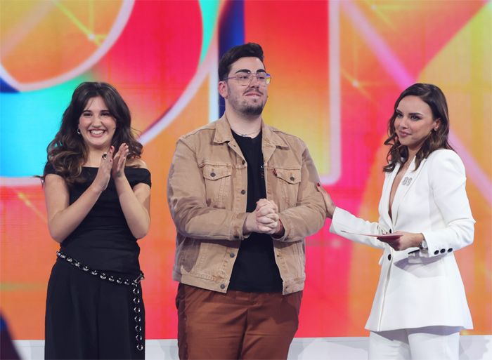 Linda del Sol y Edu junto a Chenoa