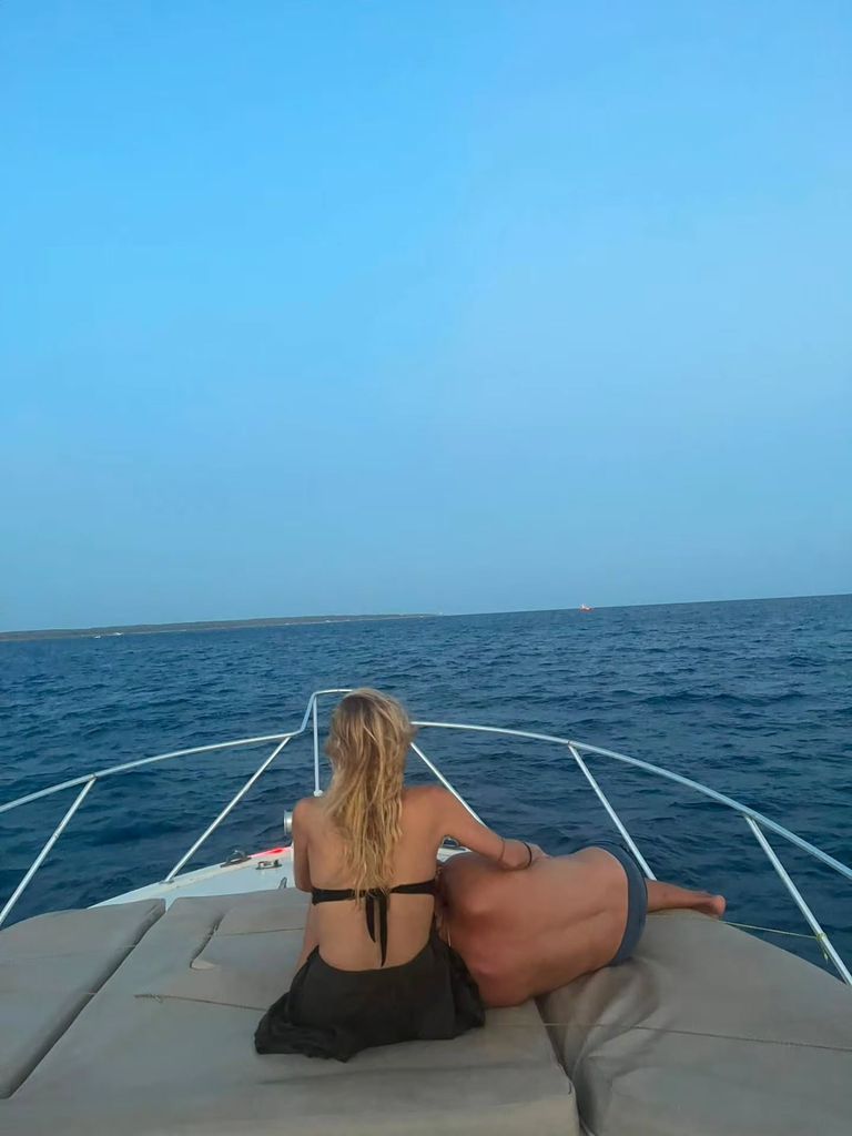 Kira Miró comparte fotos de su verano con Salva Reina
