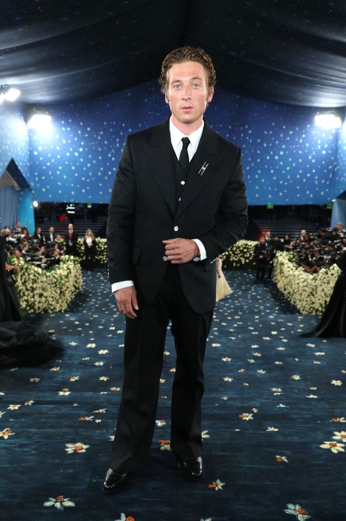 En la más reciente edición de la gala del MET de Nueva York el actor lució un total look de Louis Vuitton