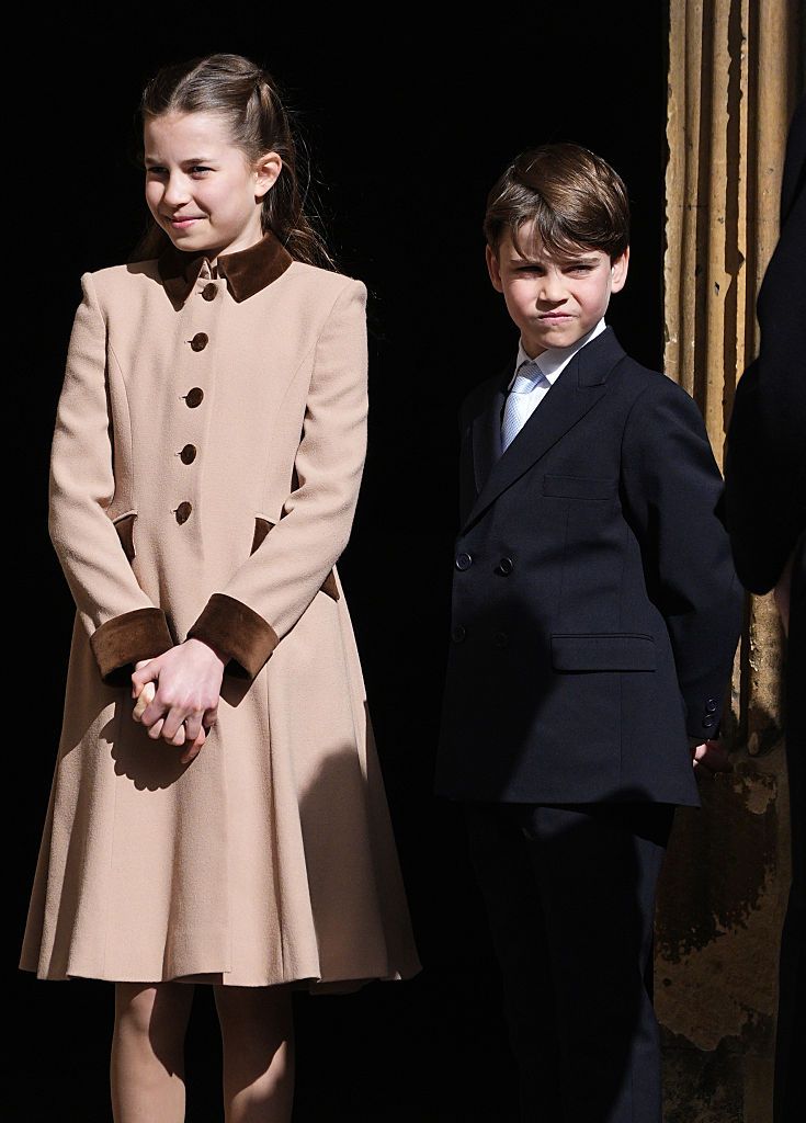 La princesa Charlotte y su hermano, el príncipe Louis