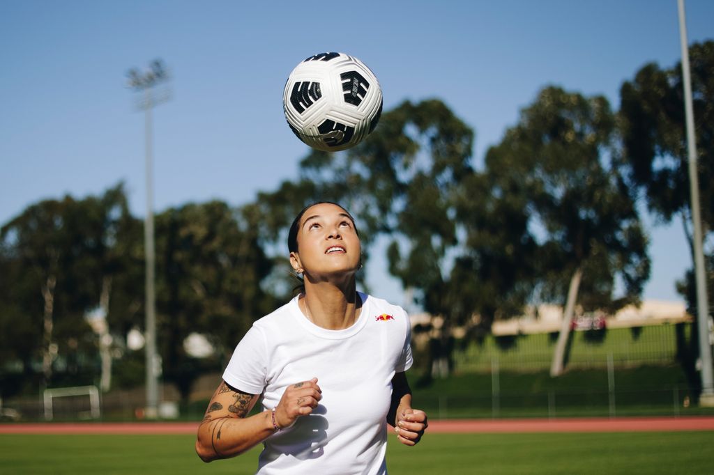 Deyna Castellanos nos cuenta sobre su futuro y cómo inició el sueño de ser futbolista profesional 