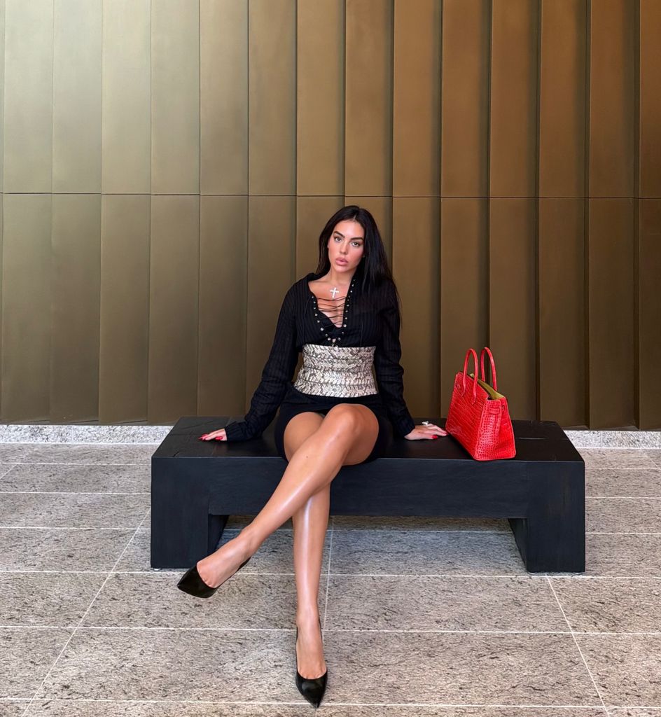 Georgina Rodríguez posando