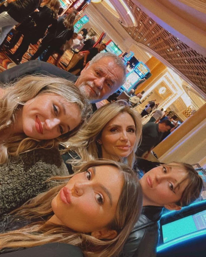 Las hijas de Angélica Rivera la festejaron en Disney.