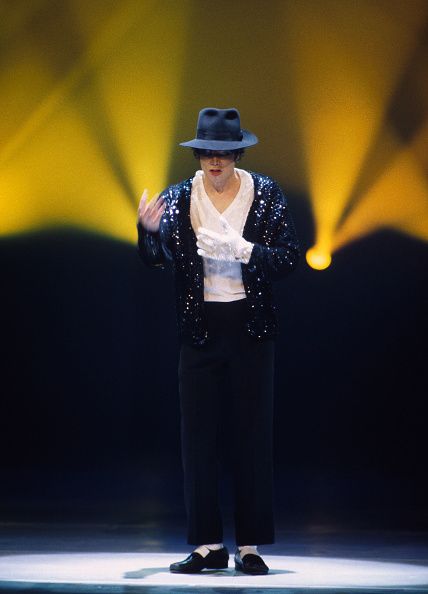 Janet pareció inspirarse en el estilo de Michael (en la imagen, en 1995)
