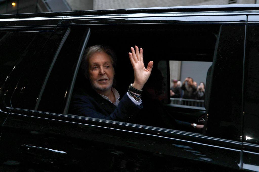 Paul McCartney cantó en la boda de Taylor Swift y Travis Kelce