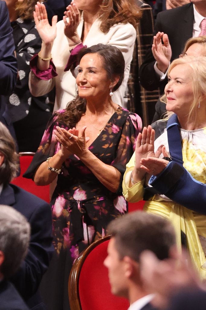 Paloma Rocasolano llevó en los Premios Princesa de Asturias dos anillos: un solitario con un diamante y una alianza de la eternidad