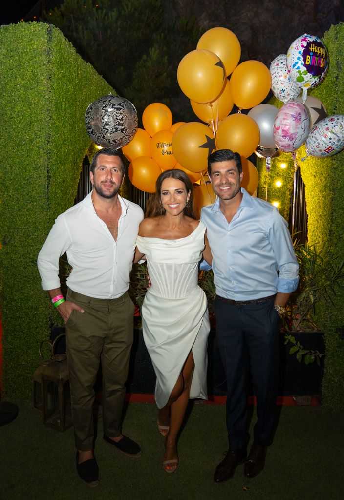 Paula Echevarria, Miguel Torres y Enrique Riquelme en Marbella en el verano del 2022