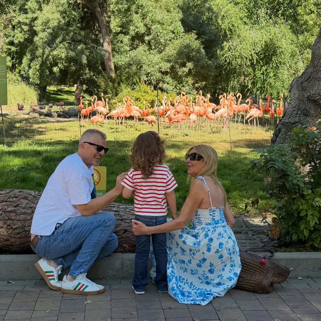Ana Obregón disfrutó de una divertida jornada en el Zoo Aquarium de Madrid junto a Anita y uno de sus amigos más cercanos, Raúl Castillo