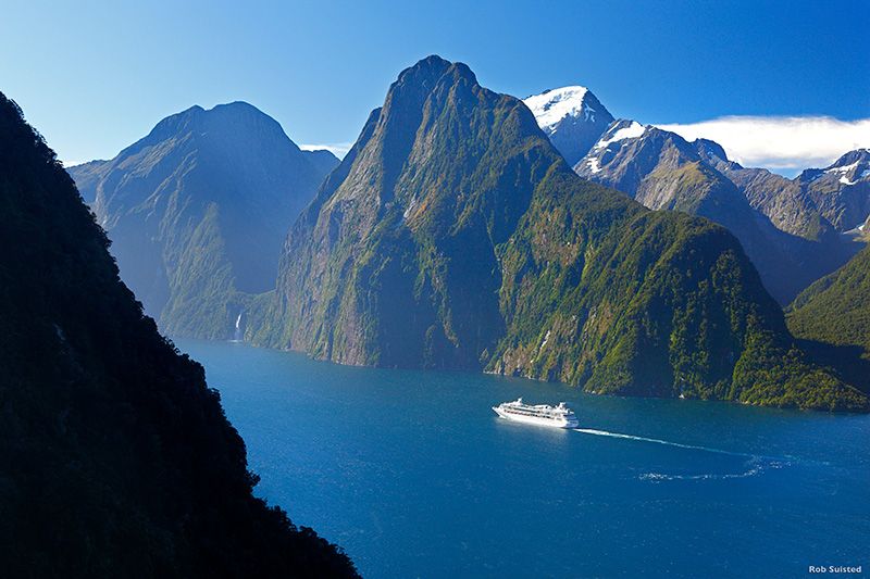Milford-Sound-Fiordland