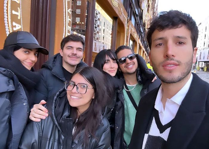 Aitana Ocaña y Sebastián Yatra en Londres junto a más amigos