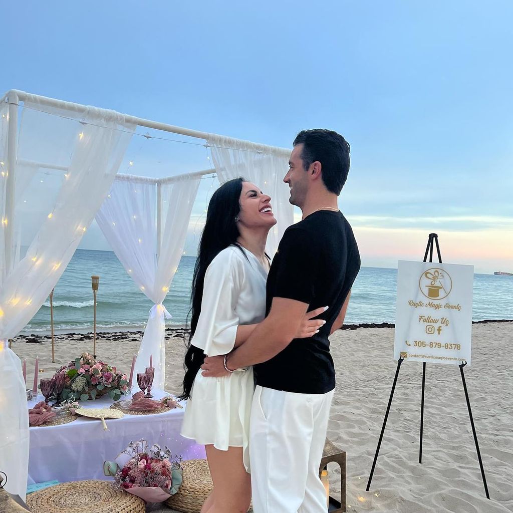 Toni Costa y Evelyn Beltrán