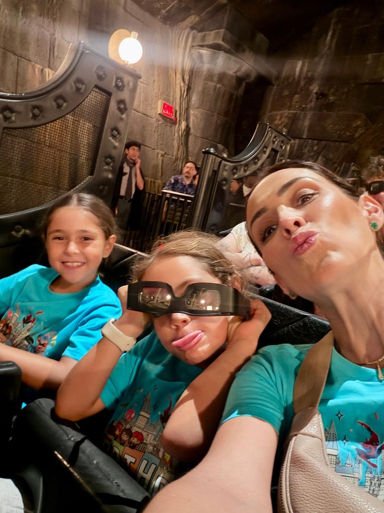 Jacky se divirtió con sus mellizas Emilia y Paula.