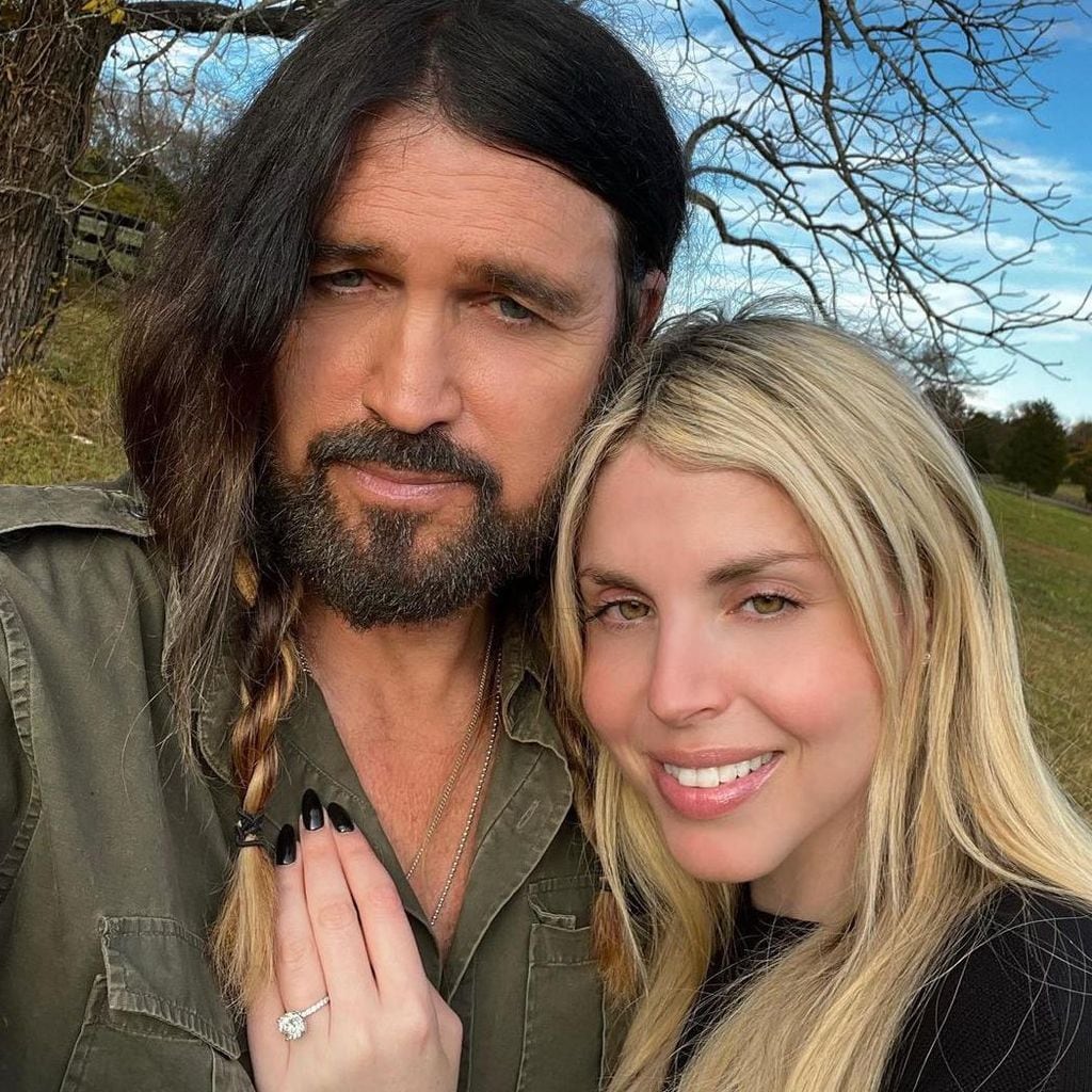 Billy Ray Cyrus y Firerose
