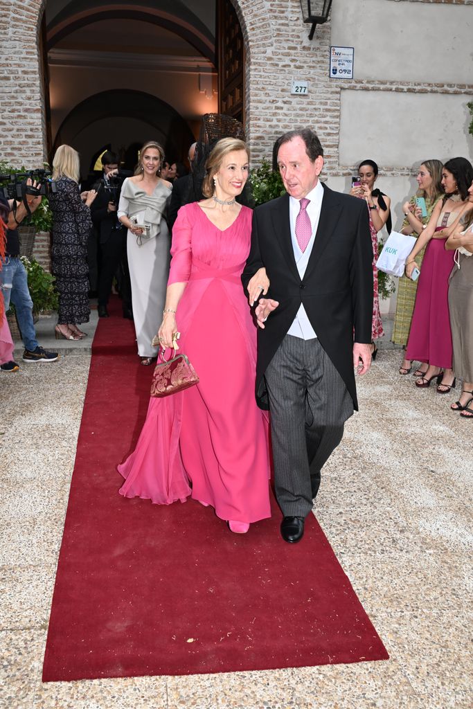 Jaime Alfonsín y la madrina de la boda 