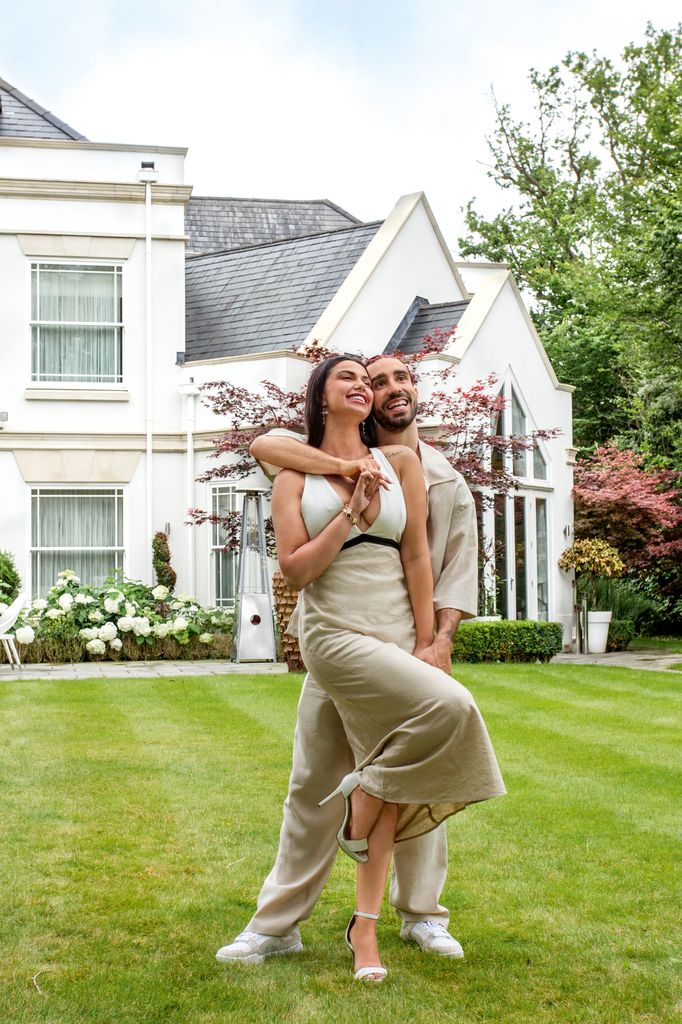 Marc Cucurella y su novia, Claudia Rodríguez en su impresionante casa de Londres