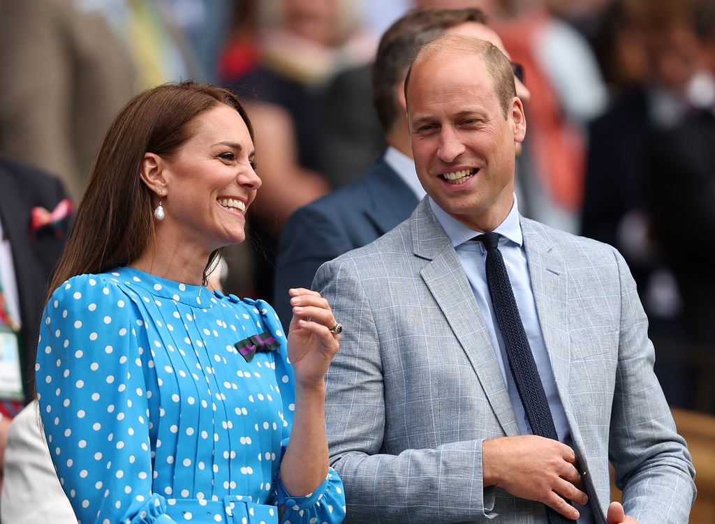 Kate Middleton y el príncipe William reaccionan al compromiso de Taylor Swift y Travis Kelce, una emoción internacional 