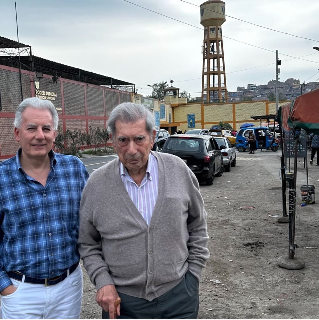 En el penal Lurigancho, escenario que dio vida al capítulo final de su libro 'Historia de Mayta'