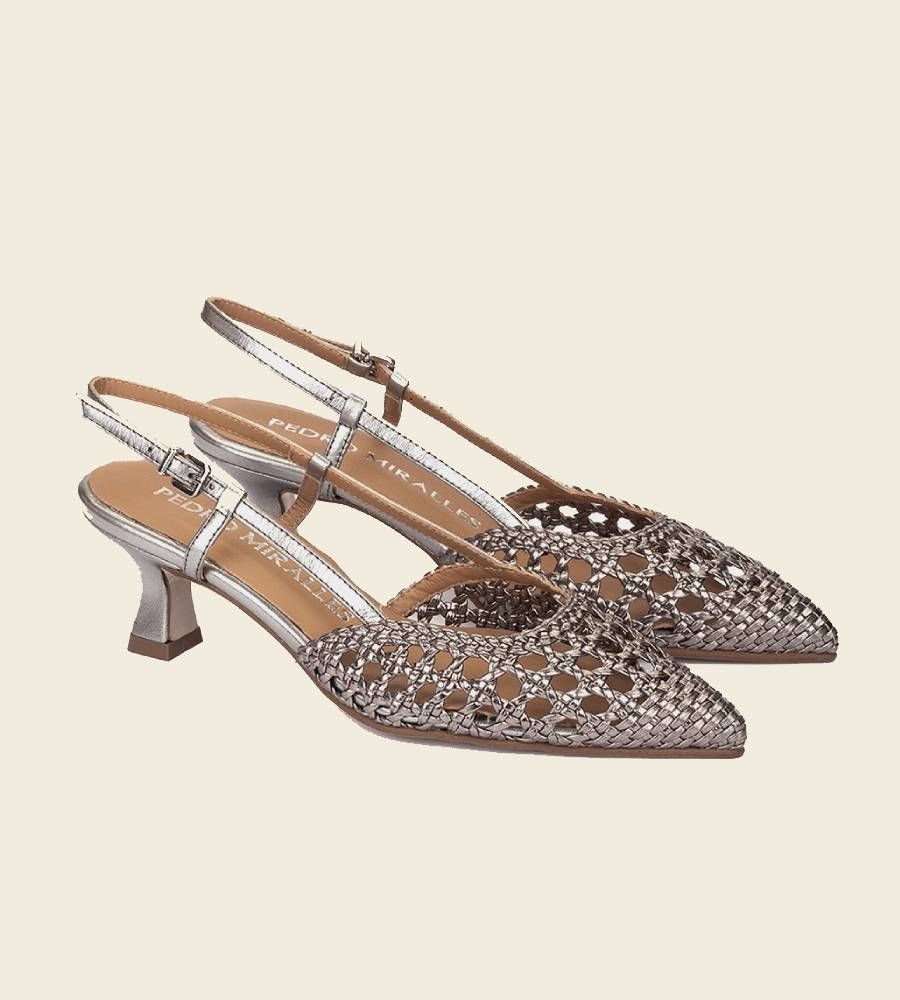 Zapato de invitada trenzado tipo slingback de Pedro Miralles