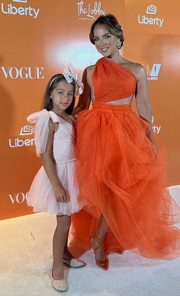 Adamari López y su hija