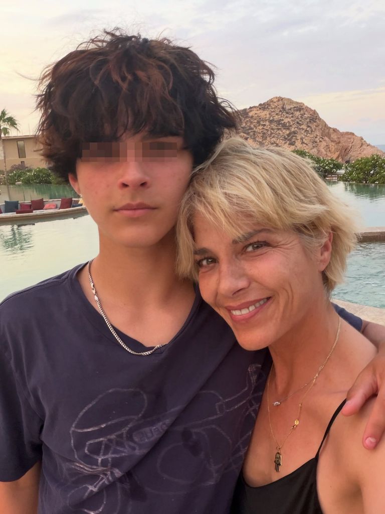 Selma Blair junto a su hijo Arthur, de 15 años, fruto de su relación con el diseñador Jason Bleick
