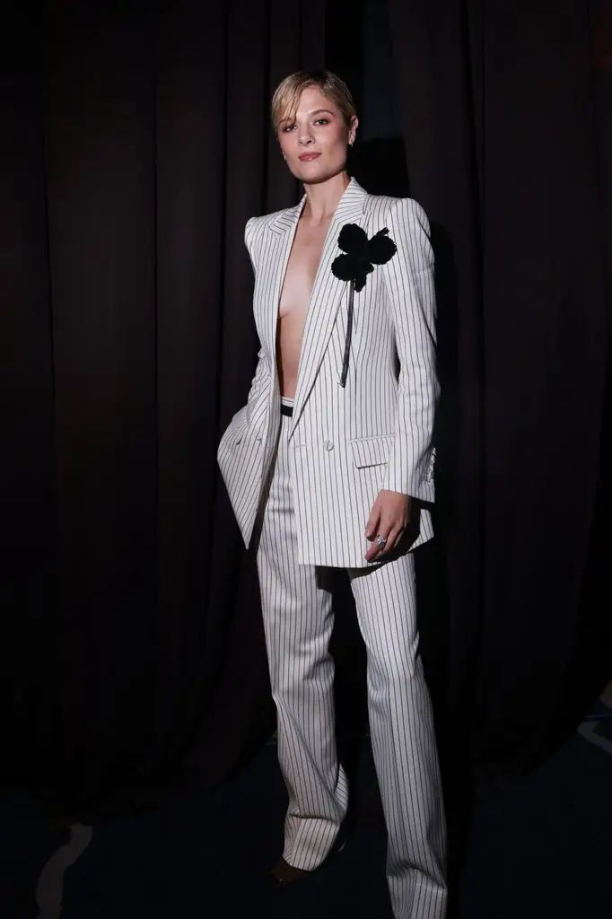 Louisa Jacobson en los Premios WWD 2026