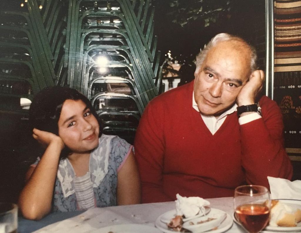 Antonio Isasi-Isasmendi junto a su hija María Isasi, nacida de su relación con Marisa Paredes