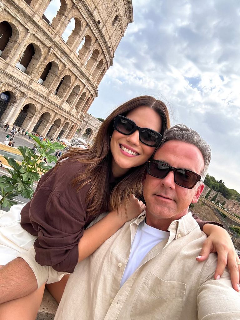 Karina Banda vive una momento muy especial en su 'dolce vita' por Italia con Carlos Ponce