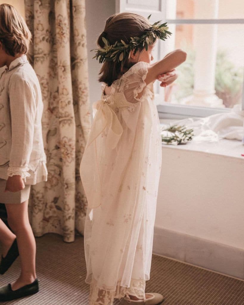 Niños de arras modernos para bodas de verano corona olivo