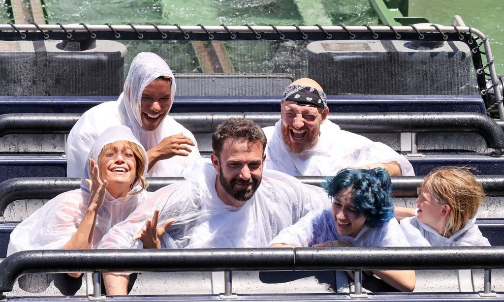 Jennifer Lopez and Ben Affleck on a ride at Universal Studios Hollywood
