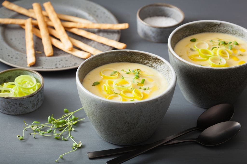 Sopa fría de puerro y patata