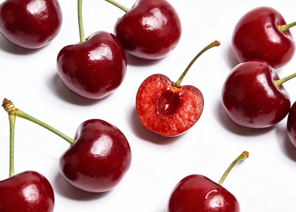 Cerezas, pequeña delicia de plena temporada.