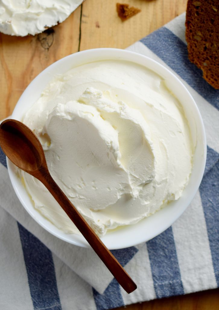 Queso crema, muy versátil como ingrediente para la preparación de infinidad de aperitivos.
