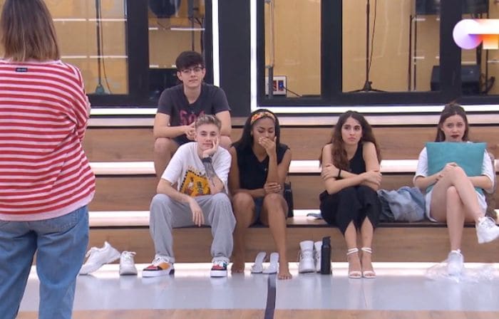 Eva, Hugo, Flavio, Nia, Anaju, Noemí Galera,