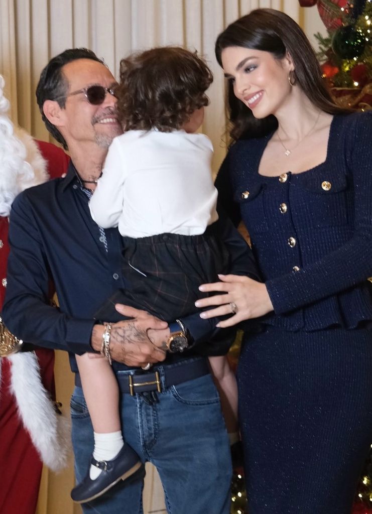 Marc Anthony y Nadia Ferreira con su amado hijo 'Marquito'.