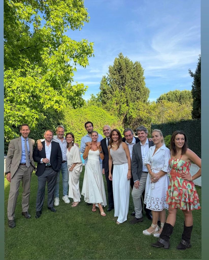 Amelia Bono en la Comunión de su hijo pequeño