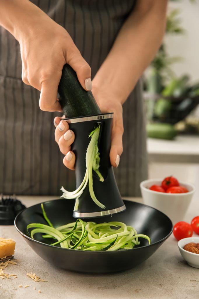 El espiralizador, una gadget muy útil para hacer zoodles de calabacín.