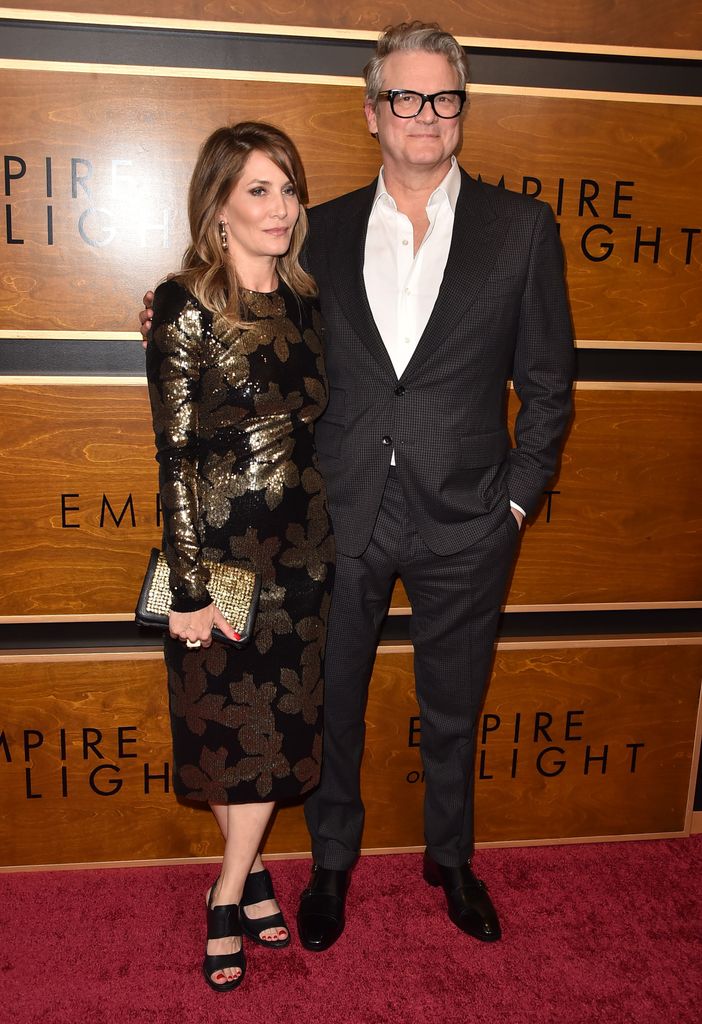 Colin Firth y Maggie Cohn en un acto en Los Ángeles