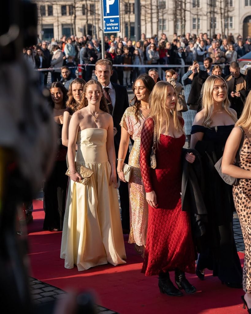 Gala en el Tetro Real de Copenhague por el 18 cumpleaños de la princesa Isabella